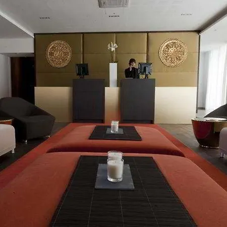 Adagio Centre Lejlighedshotel