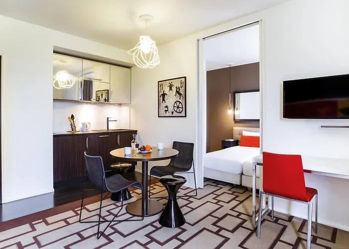 Adagio Centre מלון דירות גרנובל