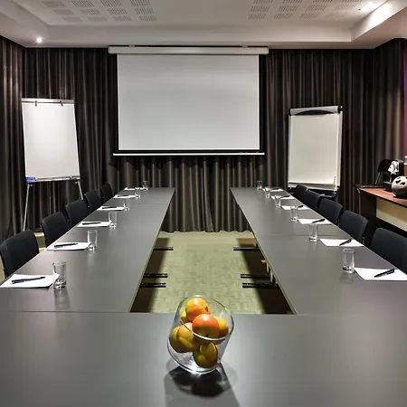 Apartahotel Adagio Centre 3*