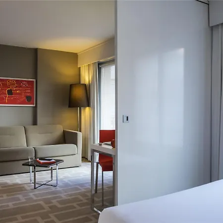 Adagio Centre شقة فندقية غرونوبل