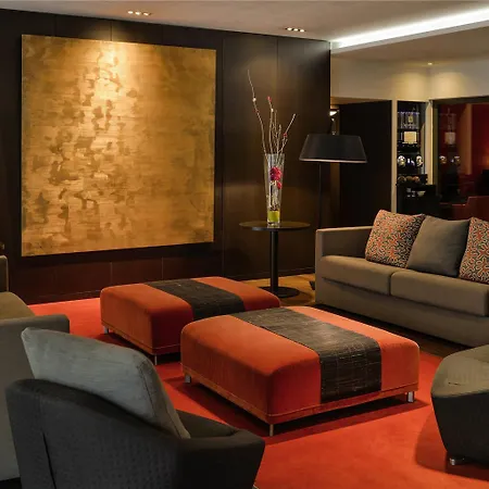 Adagio Centre Lägenhetshotell 3*
