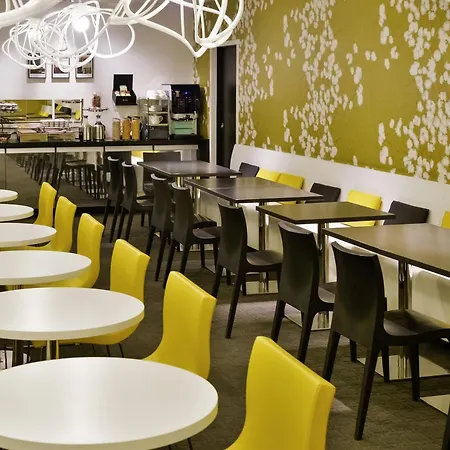 아파트호텔 Adagio Centre 3*