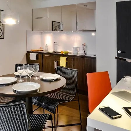 Adagio Centre Апарт-отель Гренобль