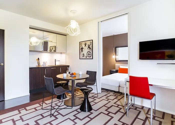 Adagio Centre شقة فندقية