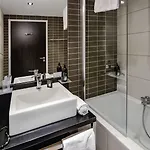 Adagio Centre